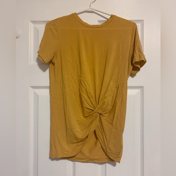 Aritzia/Wilfred Twisted Tee (XS) in Mustard - Picture 1 of 4